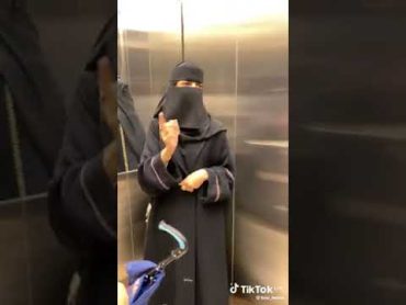 رجل سعودي يتحرش بمواطنة في المصعد